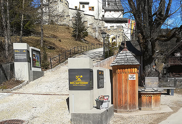 Schilder Burg Mauterndorf