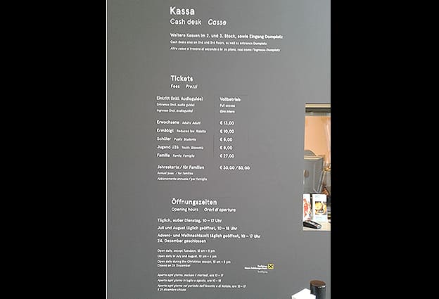 Kassentableau Beklebung DomQuartier