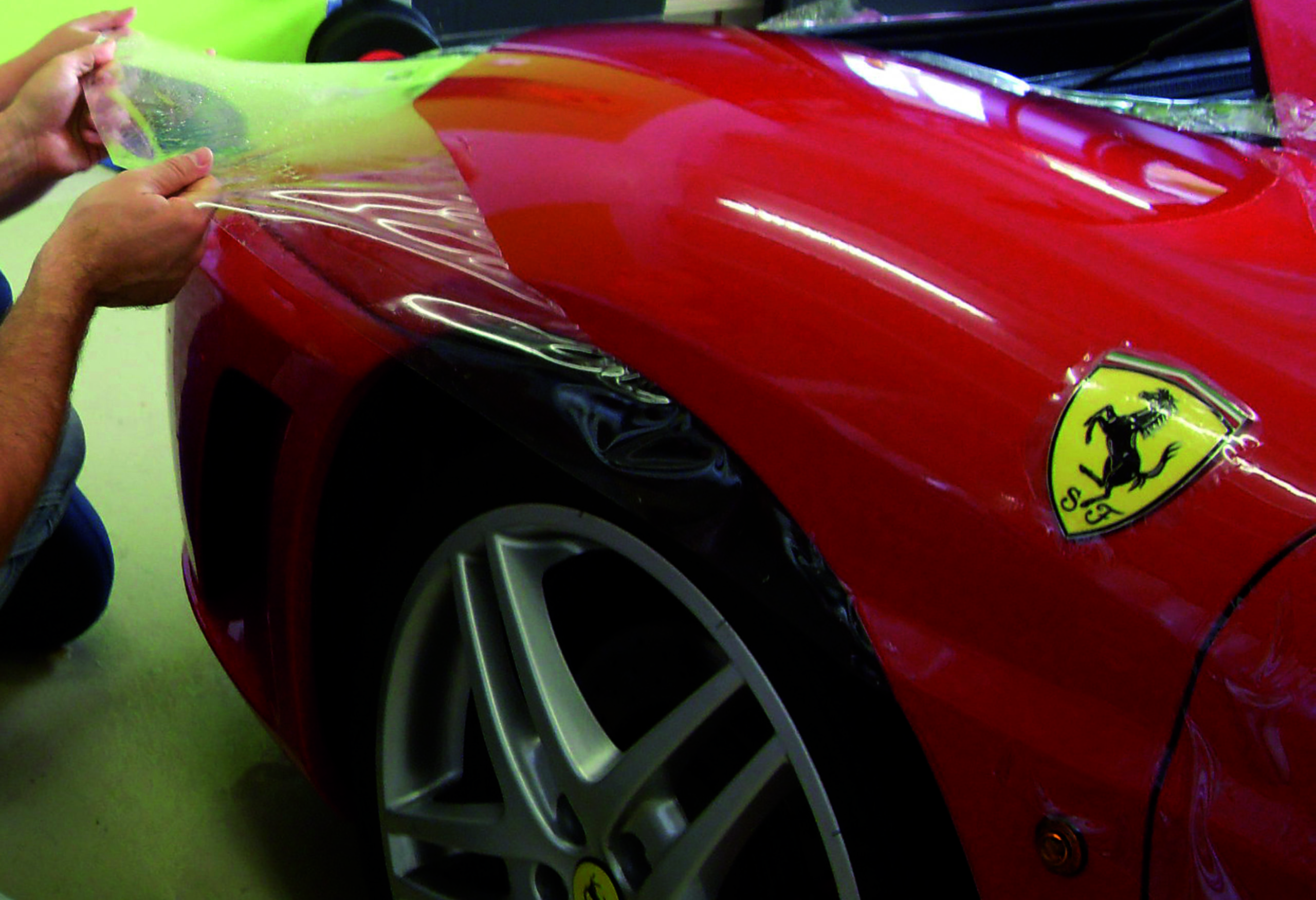 Ferrari Steinschlagschutzfolie Vollfolierung